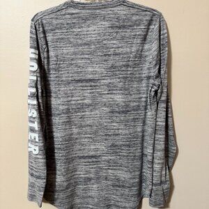 259 — Hollister Men’s Long Sleeve Tee | Gray Space-Dye Knit | Logo Sleeve